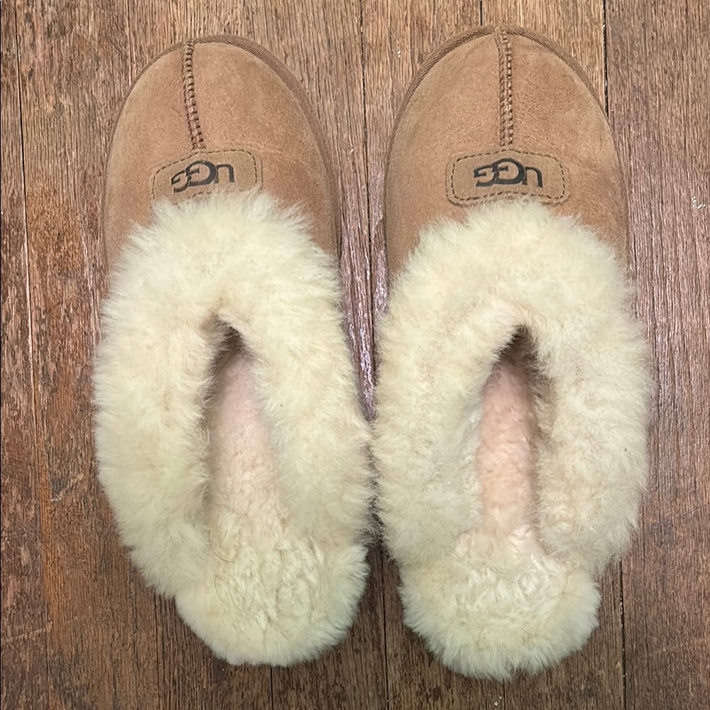 UGG Coquette shearling lined slipper, 9M, chestnut